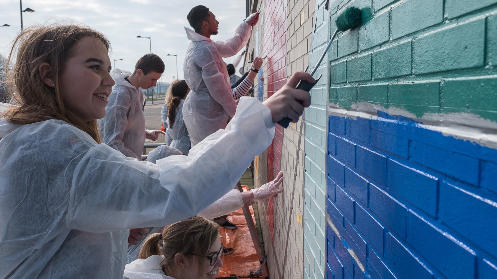 Sadolin-(Садолин) -Lets-Colour-(Будем-красить!)-Стены-которые-объединяют-Роттердам-Сохраним-мир -Запуск-Латвия-12 Sadolin-(Садолин) -Lets-Colour-(Будем-красить!)-Стены-которые-объединяют-Роттердам-Сохраним-мир -Запуск-Латвия-12